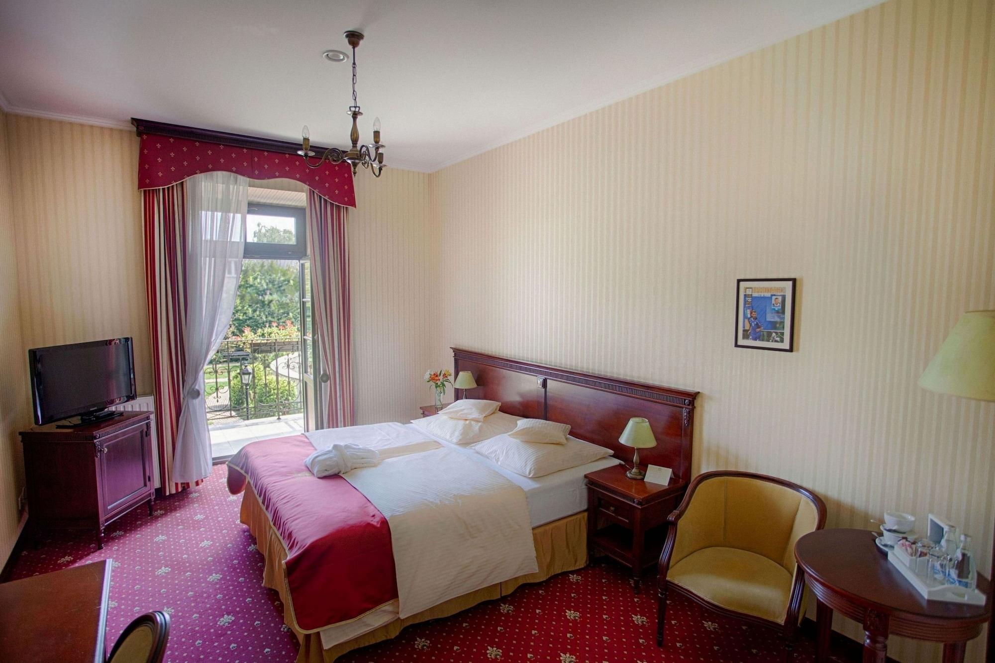 Turowka Hotel & Spa Wieliczka Ngoại thất bức ảnh